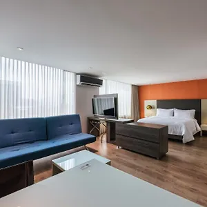 Hotel Express & By Ihg, Medellin